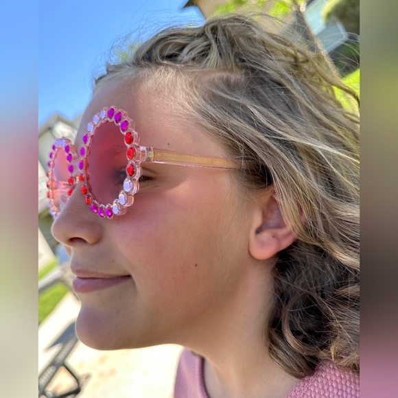 Girls Rhonestone Sunglasses - Picture 2 of 8